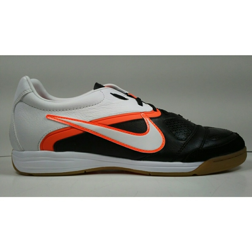 Rare! 2011 Nike CTR360 Libretto ll IC Soccer